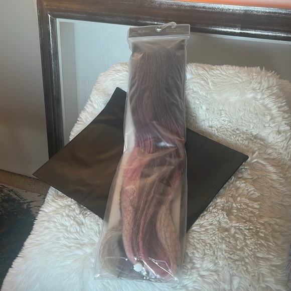 Luxe by Meena Ombre Pink and Cream Hair Extension - Picture 5 of 7